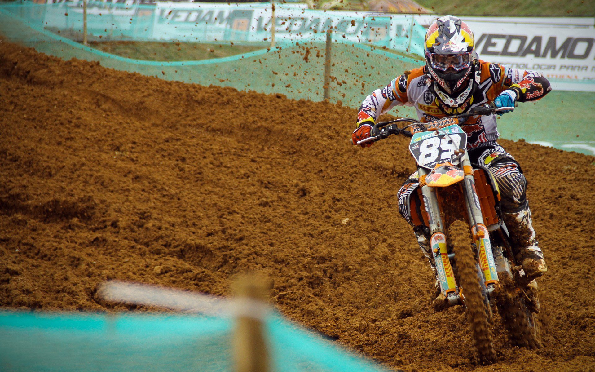 姚基金百校体育帮扶计划走进丹江口乡村学校