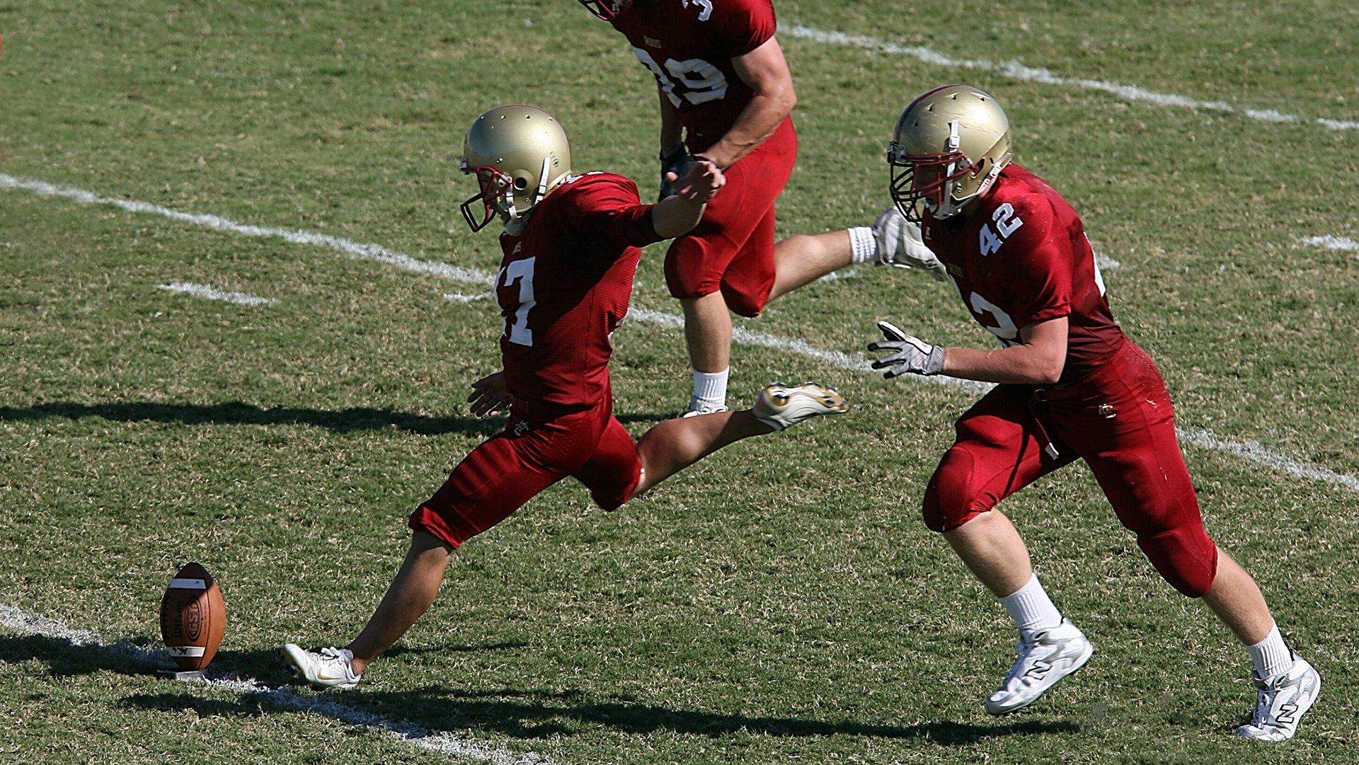 西蒙尼赛前定调，巴萨进攻哲学与高位防线已